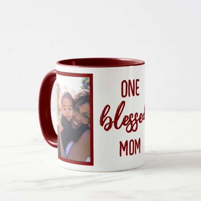 Caneca Uma Mãe Abençoada | Foto Personalizada do Dia das  (Frente Esquerda)