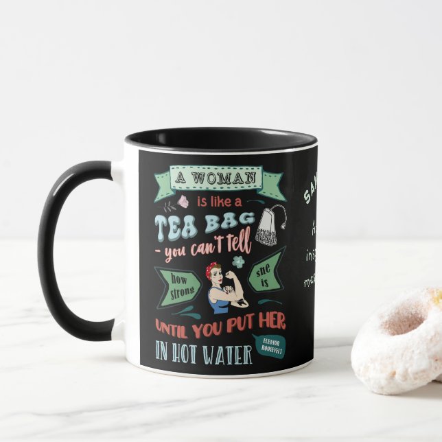 Caneca Uma mulher é como uma mochila personalizada. (Com Donut)