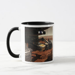 Caneca Uma opinião do fim-acima do braço no Marte da NA