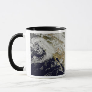 Caneca Uma série de tempestades fortes com ventos feroze