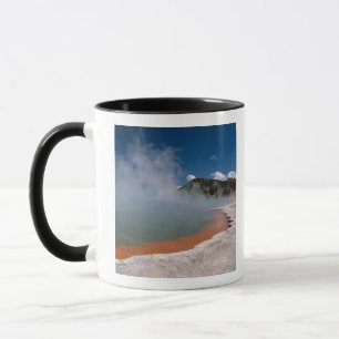Caneca Vapor ascendente da Piscina de Champagne em WAI-O-