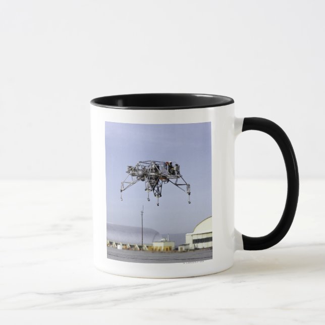 Caneca Veículo de investigação de aterrissagem solar em v (Direita)