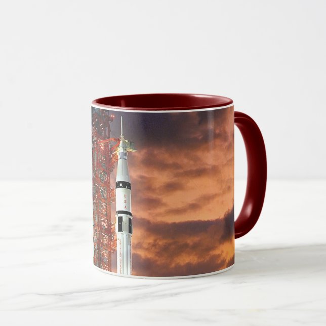 Caneca Veículo de Lançamento da NASA Apollo Soyuz ao Nasc (Frente Esquerda)