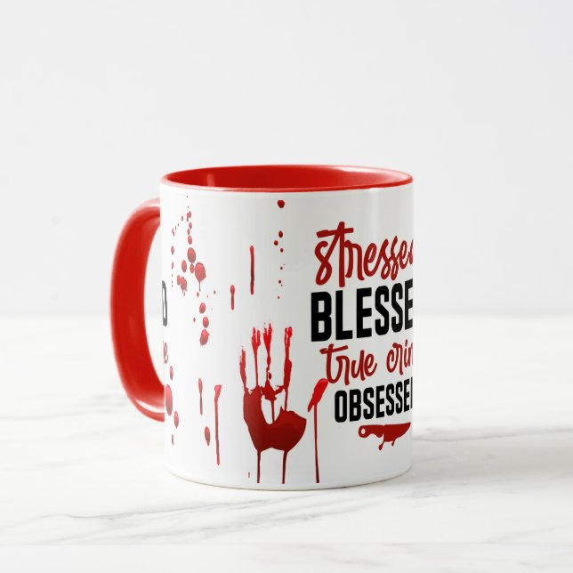 Caneca Verdadeiro Crime Fragmentado (Frente Esquerda)
