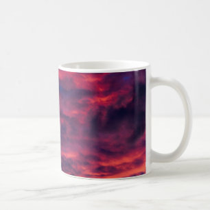 caneca vermelha de café