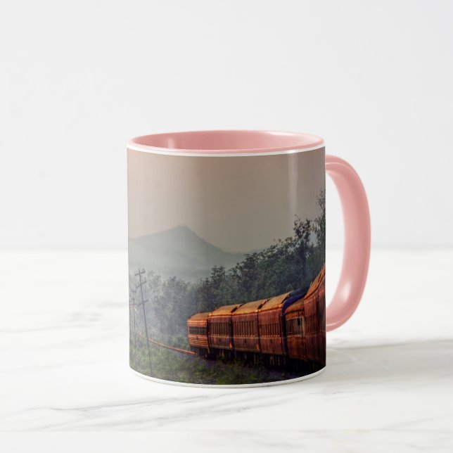 Caneca Viajando (Frente Esquerda)
