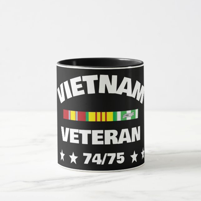 CANECA VIETNAM VETERAN TOUR OF DUTY, 74-75 CAFÉ (Centro)