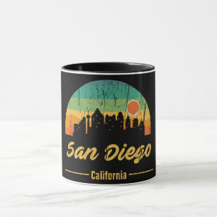 Caneca Vintage 80 anos San Diego City Skyline Retro Sunse