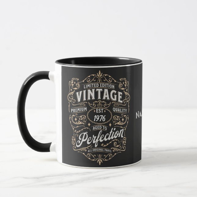 Caneca Vintage Edition. Qualidade Premium - Idade editáve (Esquerda)