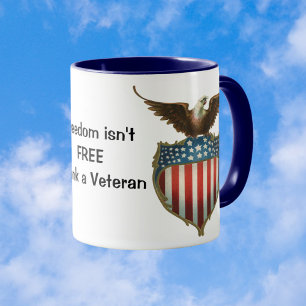 Caneca Vintage Patriotismo, Águia Orgulhosa sobre Bandeir