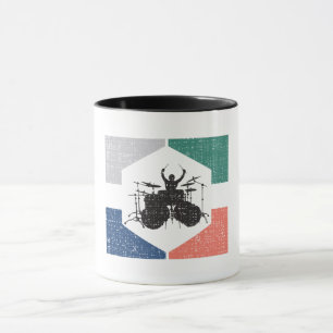 Caneca Vintage Retro Drummer Reproduzindo o estilo do tam