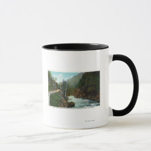Caneca Visão Hwy do rio Ausable perto de Wilmington