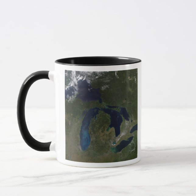 Caneca Vista de satélite dos Lagos Excelentes (Esquerda)