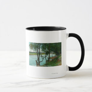 Caneca Vista de um Aterrissagem no rio russo