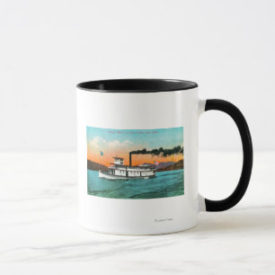 Caneca Vista do insecto do navio a vapor no lago