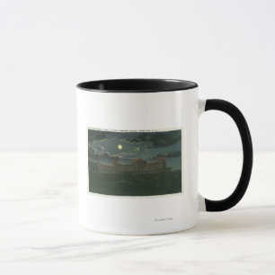 Caneca Vista exterior do hotel do Mt Washington na noite