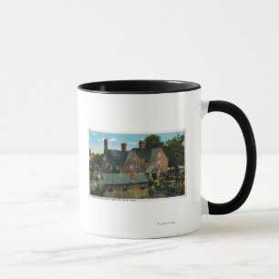 Caneca Vista traseira da casa de sete frontões