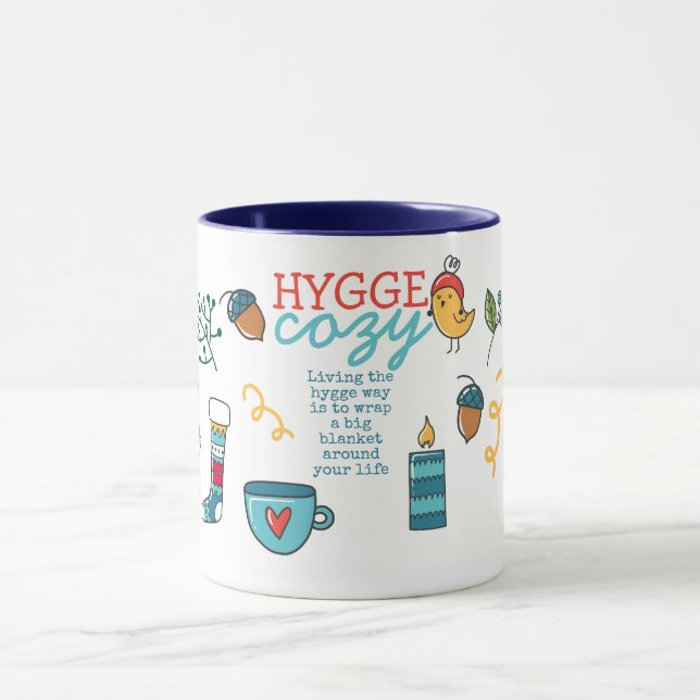 Caneca Vivendo a vida do 'Hygge' - Arte do Folk Cozy (Centro)