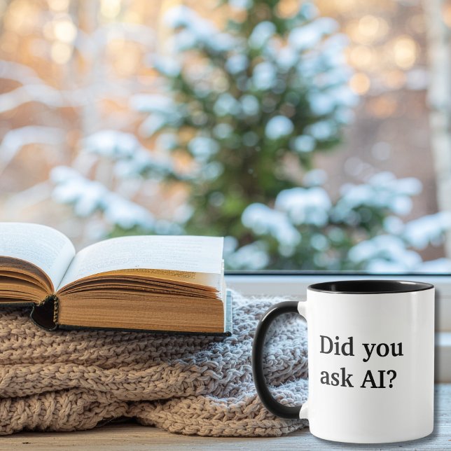 Caneca Você perguntou à IA? Citação engraçada de tipograf (Criador carregado)