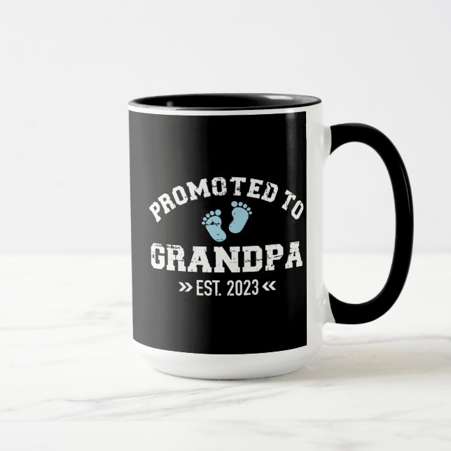 Caneca Vovô promovido. Anúncio da gravidez de 2023 (Direita)