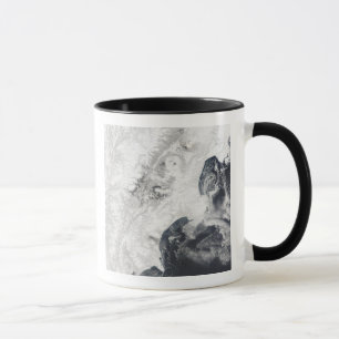 Caneca Vulcões na península de Kamchatka central