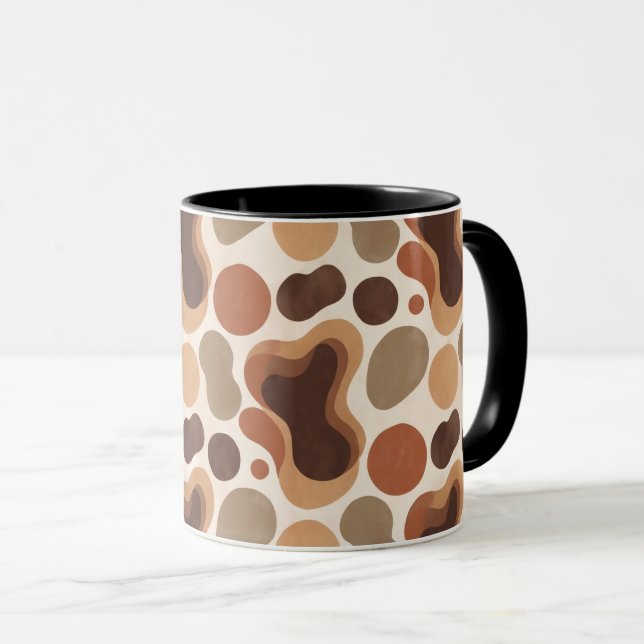 Caneca Warm Neutral Abstract Mug – Modern Organic Pattern (Frente Esquerda)