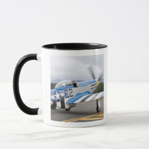 Caneca Washington, Olympia, show aéreo militar.