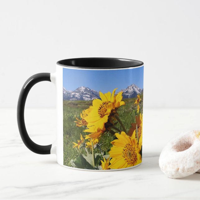 Caneca Waterton Lake National Park Mug (Com Donut)