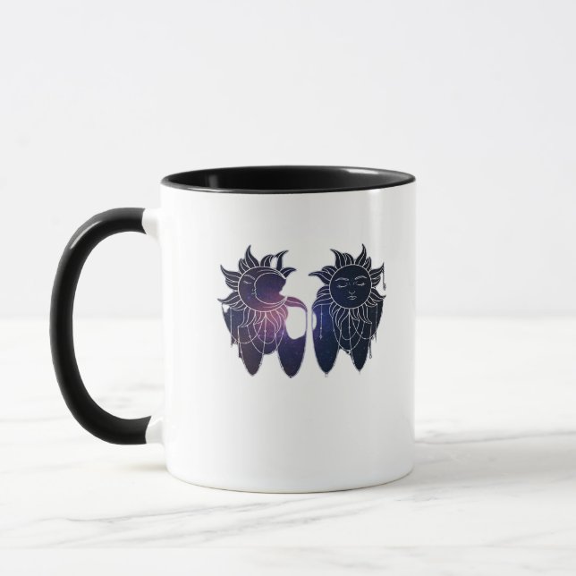 Caneca Whimsigoth Starry Night Sun Moon Witchy Classic (Esquerda)