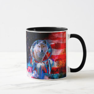 Caneca Wolf e Dreamcatcher em pintura de bandeira america