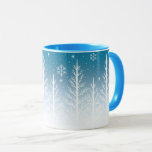 Caneca Wonderland Winter Snowflake Christmas Coffee Mug<br><div class="desc">Aproveite a magia do inverno com este floco de neve e caneca com tema de árvore. Apresentando um design fosco de árvores brancas delicadas e caindo flocos de neve sobre um fundo azul gradiente, essa caneca captura perfeitamente a beleza serena de uma terra maravilhosa de inverno. O manípulo azul vibrante...</div>