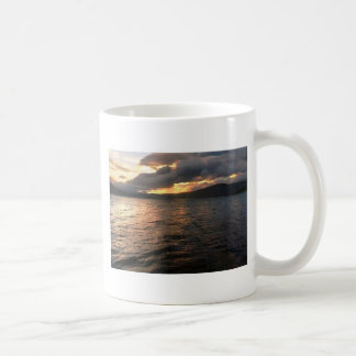 Canecas brancas clássicas da caneca