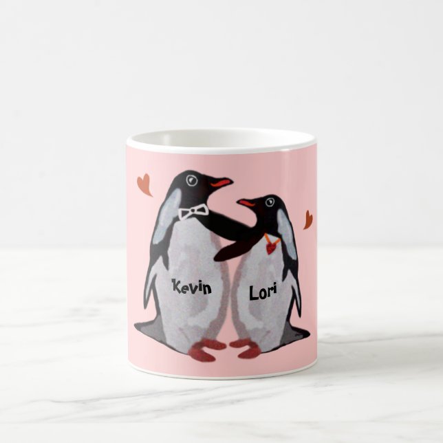Canecas do casal do amor do pinguim (Centro)