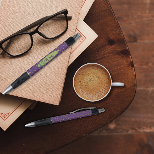 Caneta Personalizada Floral Elegante Inspirada por (Elegant Vintage Inspired Purple and Green Floral Personalised pen.)