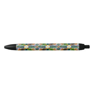 Caneta Preta O Arco-Íris Torcido Vapores Três