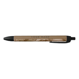 Caneta Preta Padrão de Camuflagem do Deserto, Seu nome, Persona
