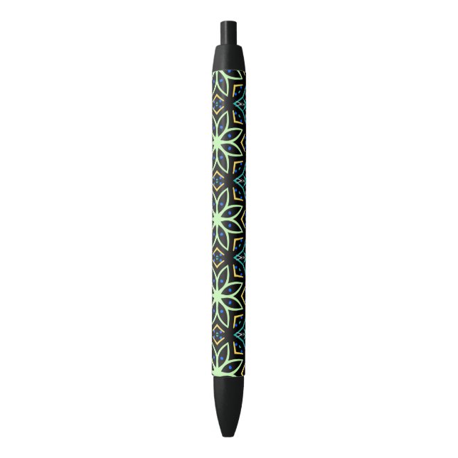 Caneta Preta Padrão Simétrico Floral Invisível (Frente Vertical)