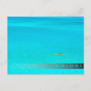 Canoa excêntrica no cartão postal do bar Bora Bora