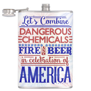 Cantil 4o engraçado do Dia da Independência da cerveja