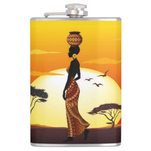 Cantil A linda mulher africana Silhouette sobre os sóis a