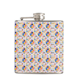 Cantil A metal flask is shown with a vibrant geometric 
