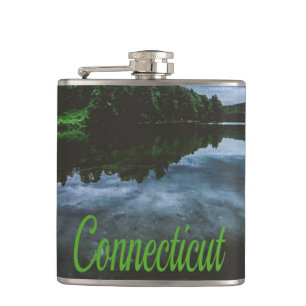 Cantil Árvores de Lago em Connecticut