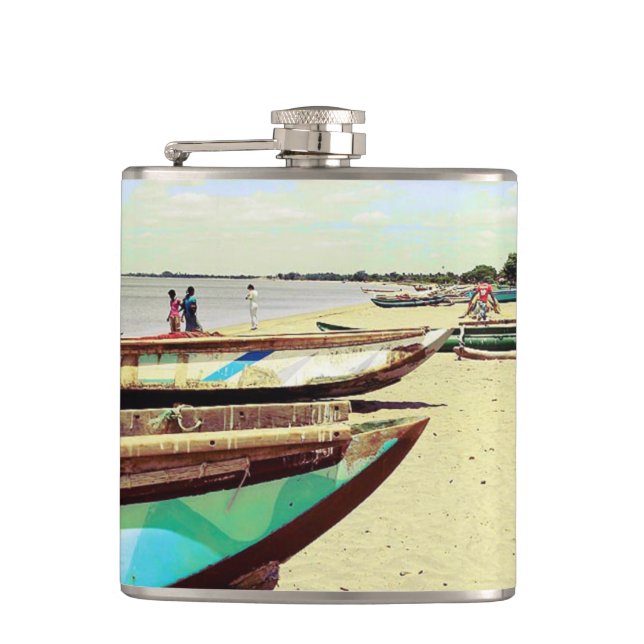 Cantil Barcos em praia tropical (Frente)