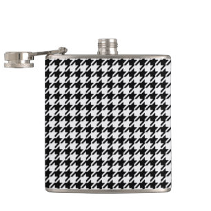 Cantil Black and White Houndstooth by Shirley Taylor