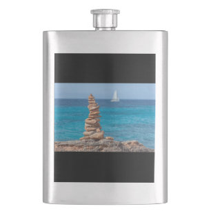 Cantil Cairn no mar Mediterrâneo