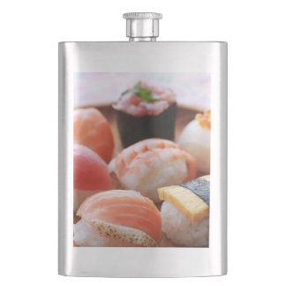 Cantil Comfort Shot – Cozy Sushi Classic Flask
