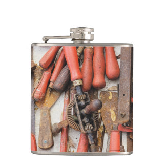 Cantil Ferramenta Antiguamente Rustic Red Man