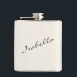 Cantil Festa de casamento de Nome Elegante de Script Ivor<br><div class="desc">Comemorar em estilo este frasco de nata de marfim e de cinza escura com uma letra elegante. Perfeito para festas de solteira, chás de panela e presentes de damas de honra, este design de na moda faz uma manutenção memorável. Uma escolha de excelente para favores de festa de casamento, viagens...</div>
