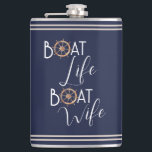 Cantil Festa de Solteira Náutica Vida de Barco Esposa<br><div class="desc">Estas garrafas azuis náuticas são elegantes e fofas. O presente perfeito para a esposa do barco para sua despedida de solteira ou casamento!</div>