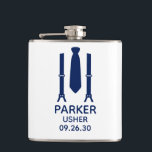 Cantil Gravata Azul do Usher<br><div class="desc">Este frasco é perfeito para os acompanhantes da sua festa de casamento. Se todos os membros da festa de casamento estiverem usando ternos, este design com suspensórios e uma gravata azul seria perfeito. Casual, mas formal. Seriam ótimos para uma despedida de solteiro ou fim de semana. Compre um para todos...</div>